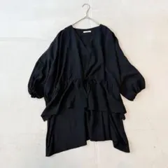 【オズモーシス】半袖ブラウス（F）Vネック フレア ドローストリング ペプラムのサムネイル