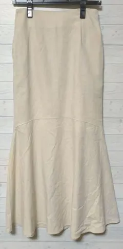 【値下げ】アンドミー andme Alma Design ベージュ フレア M