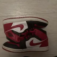 Nike Air Jordan 1 レッド/ブラック/ホワイト