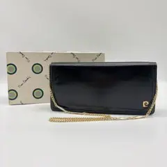 NO.8-135 Pierre cardin チェーンバッグ　黒　レザーのサムネイル