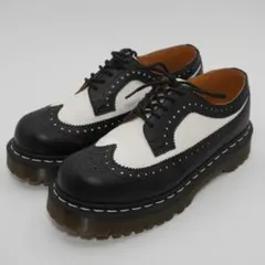 2122　ドクターマーチン　10458　ウイングチップ　24　メダリオン　白黒