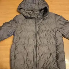 UNIQLO・グレー フード付き中綿コート 150