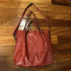 ショルダーバッグ　赤　ブラウン　色違い