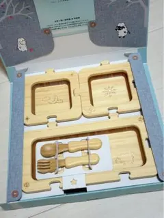 新品未使用　知育♡食育　agney アグニー ジグソープレート