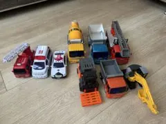 新品 トイコー クオン スーパー 消防車 リアルアクション フリクション
