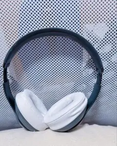 Beats studio3ワイヤレスヘッドホンのサムネイル