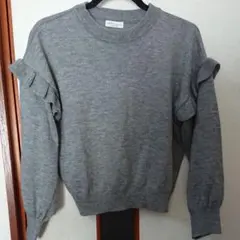 earth music&ecology 肩フリルボリューム袖ニット