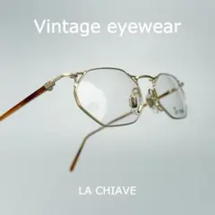 Item thumbnail for item 7a0aedd4-66b0-47bb-839b-63f5e1af9c91