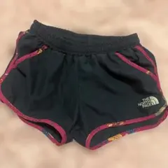 ノースフェイス　ショートパンツ