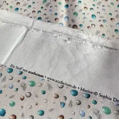 1m アクファクトゥム acufactum たまご 羽 140×100cm