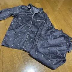 GU パジャマ セットアップ Mサイズ ネイビー 花柄のサムネイル