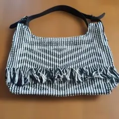 ANITA BILARDI モノトーン フリンジ 2way ショルダーバッグのサムネイル