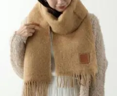LOEWE ベージュ マフラー フリンジ付き