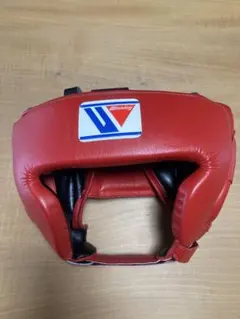 Winning ヘッドギア 新品未使用　赤　 M ウイニング(WINNING) ボクシングヘッドギア フェイスガード