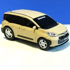 トヨタ プルバックカー シエンタ ベージュ色 『 TOYOTA SIENTA 』のサムネイル