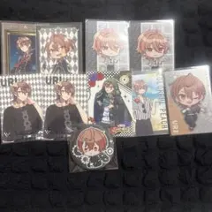 カラフルピーチ　うり　トレカ、缶バッチ