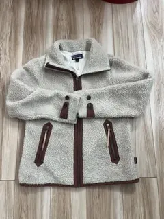 patagonia フリースジャケット S クリーム色