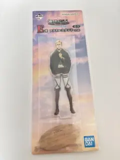 進撃の巨人　エルヴィン　アクリルスタンド