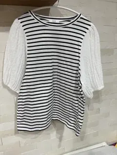 【値下げ中】a.v.v アーヴェヴェ ボーダーデザイン五分袖トップス
