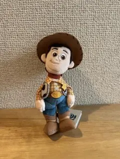 ウッディ　トイストーリー　ぬいぐるみ　ディズニーストア