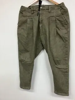 CAMBIO テーパードパンツ　オリーブ　美品のサムネイル