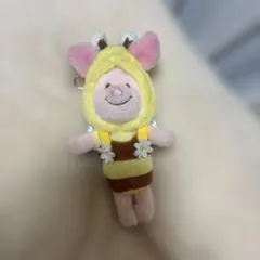 ピグレット ぬいぐるみマスコット キーチェーン ディズニーストア　ハチ