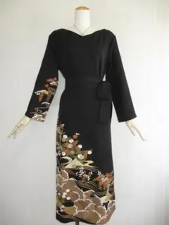 Ｌ～2Ｌサイズ　黒留袖からの着物リメイクドレスです 　着丈１２０cm