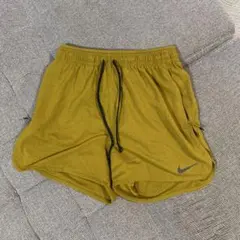 Nike ナイキ　ランニングパンツ　ショートパンツ