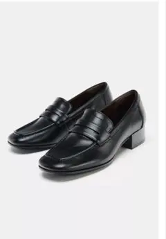 新品未使用　ZARA ヒールローファー　黒レザー ローファー 中ヒール　ブラック