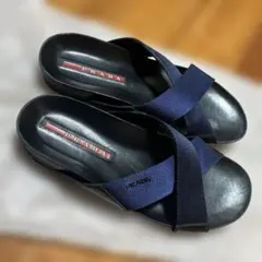 PRADA ネイビー クロスストラップサンダル