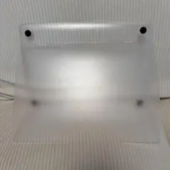 透明フロストプラスチックアクセサリー　MacBook Air M1