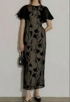 新品　リルアー　パーティドレス