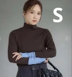 しまむら　田中里奈　mysacloset 　ハイネック　プルオーバー　茶青　S