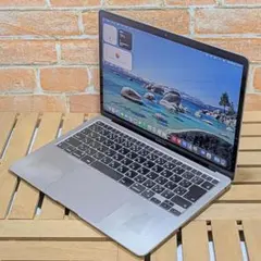 (2698)MacBook Air M1 13インチ バッテリー良好◎のサムネイル