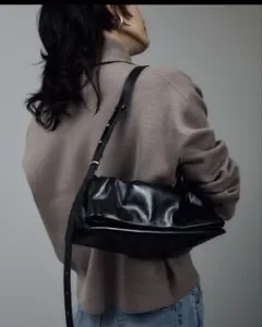 《完売品》SALON adam et ropé レザー2WAYクラッチショルダーのサムネイル