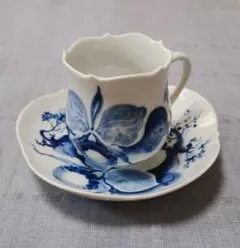青い花模様 カップ・ソーサーセット