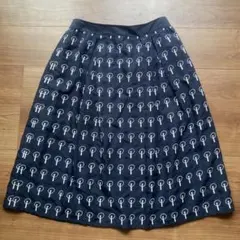 サリースコット　刺繍入りスカート サリースコット スカート 膝丈 台形 花柄 ネイビー｜Yahoo!フリマ（旧