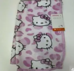 新品♡レア　キティ ヒョウ柄 ブランケット　KITTY ピンク　ひざ掛け