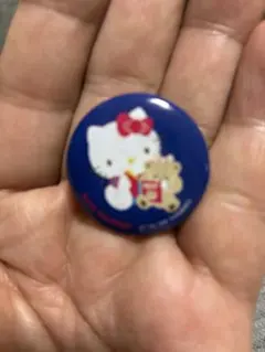 ハローキティ 缶バッジ