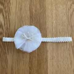 【未使用】ベビーヘアバンド　レースフラワー　パール　ラインストーン　クラウン