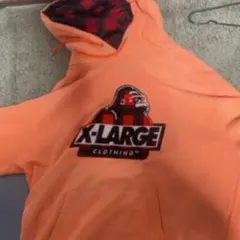 X-LARGE オレンジ フード付きパーカー