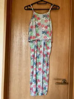 GU フラワープリント オーバーオール