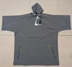 ゴルフウェア パーカー 未使用タグ付き　Ｌサイズ
