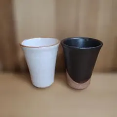湯呑み 2個セット 白 黒 陶器 和食器 ペアカップ