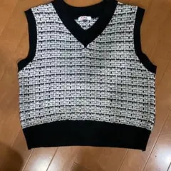 Pink Katie Vネックノースリーブベスト XXS