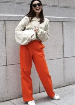 ジプソフィア グロッシーパンツ サテンパンツ - メルカリ