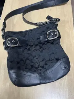 COACH ブラック ショルダーバッグ