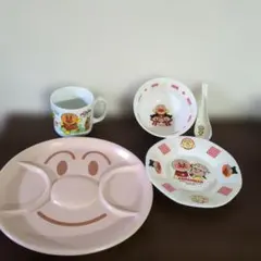 アンパンマン　陶器　食器　フレーベル館