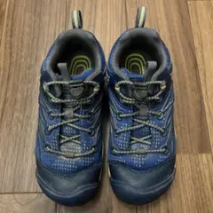 KEEN スニーカー