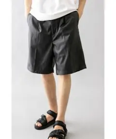 monkey time FAKE LTHR WIDE SHORT ショートパンツ